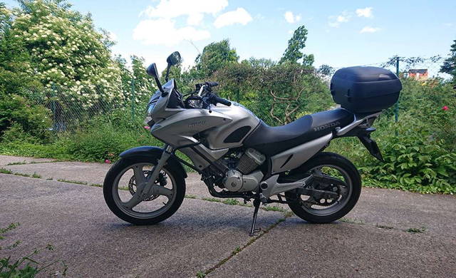 Honda Varadero XL125V 2009 Enduro