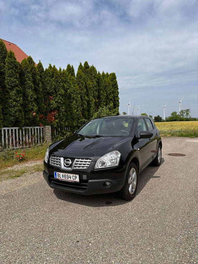Nissan Qashqai SUV / Geländewagen