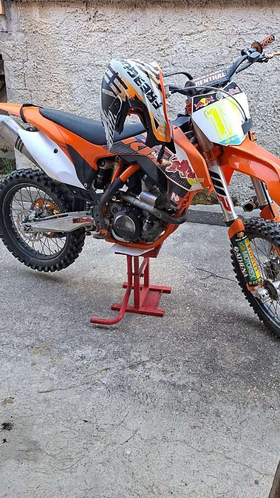 KTM 350 SX-F Cairoli Edition Motocross