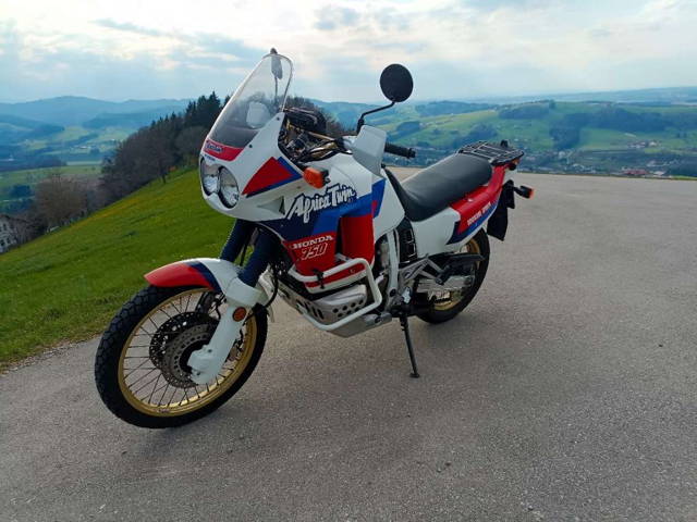 Honda XR V 750 Africa Twin RD04 Enduro