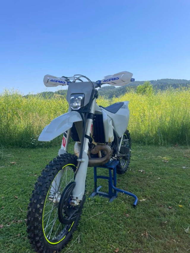 Husqvarna TE 250i Enduro