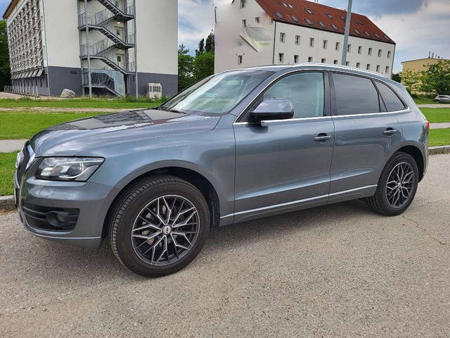 Audi Q5 2,0 TDI quattro DPF S-tronic SUV / Geländewagen