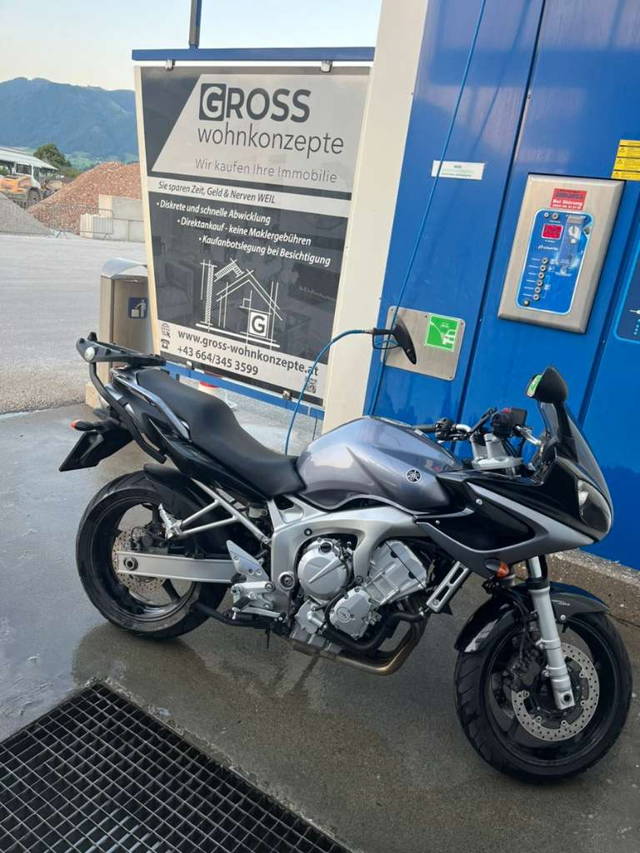Yamaha FZ Yamaha FZ6-SA Sport Tourer, Naked Bike Tourer