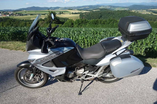 Honda Varadero 1000 ABS Travel Tourer