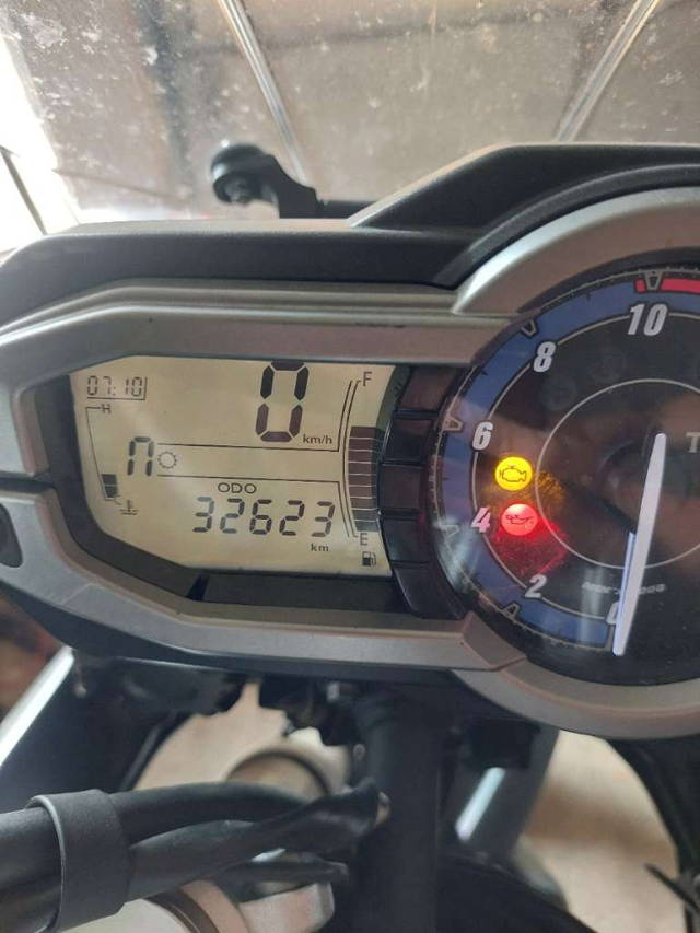 Triumph Tiger 800 CX Tourer