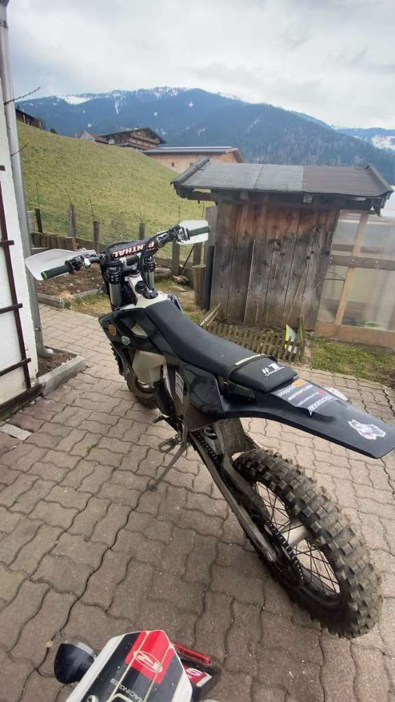 Husqvarna TE 300i Enduro