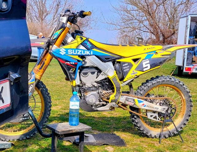 Suzuki RM Z 450 Motocross