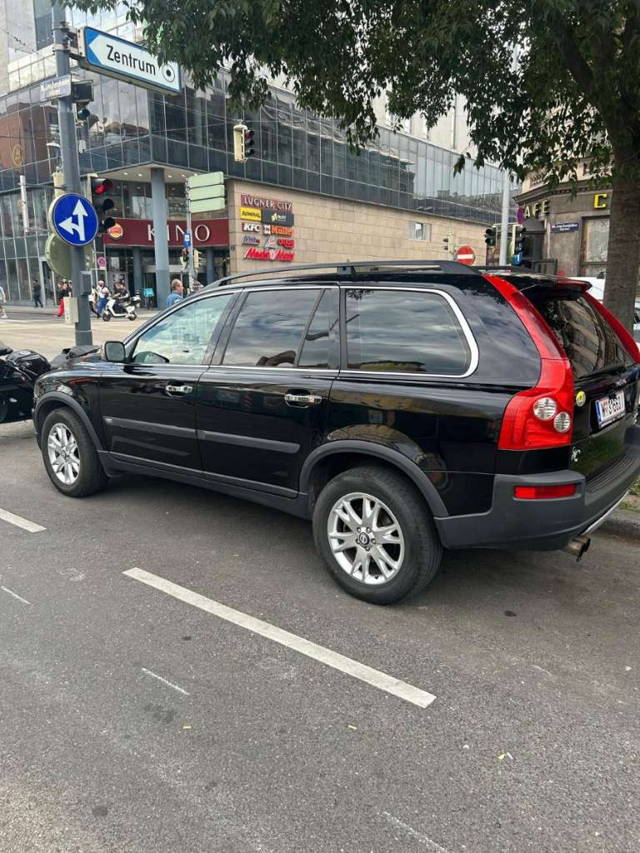 Volvo XC90 SUV / Geländewagen