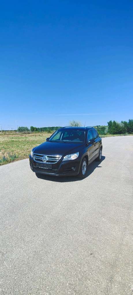 VW Tiguan Sport & Style 2.0 TDI 4 Motion SUV / Geländewagen