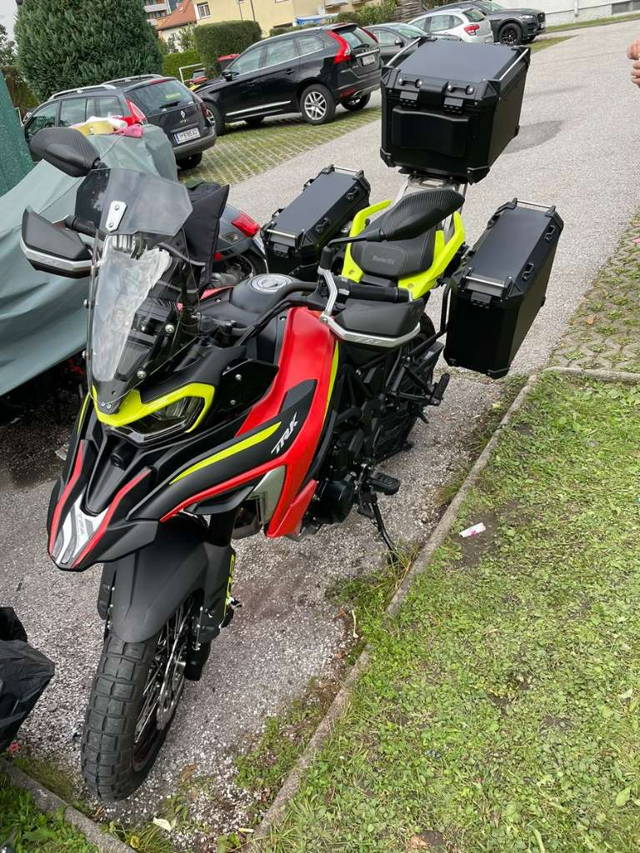 Benelli TRK 702x Tourer