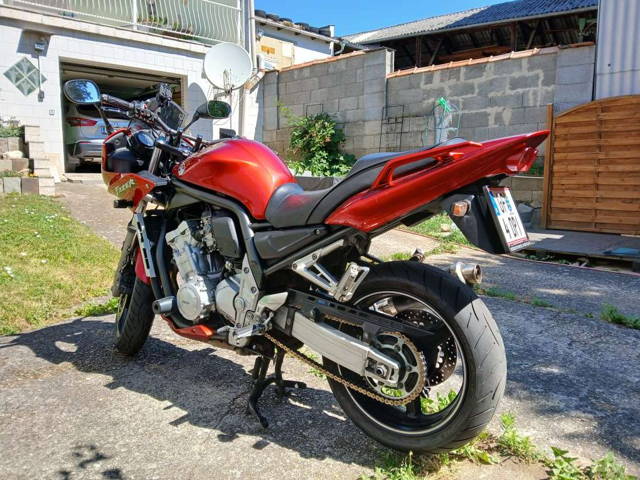 Yamaha FZS FSZ RN06 Tourer