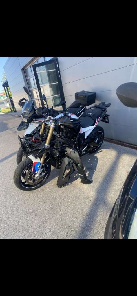 BMW S 1000 XR M Packet Tourer