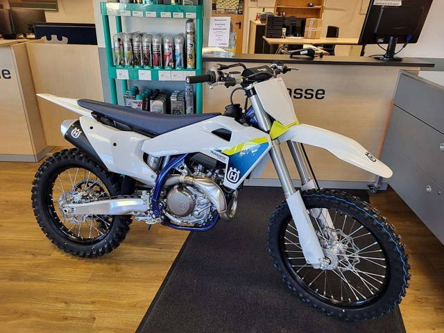 Husqvarna FC 450 Aktion Motocross