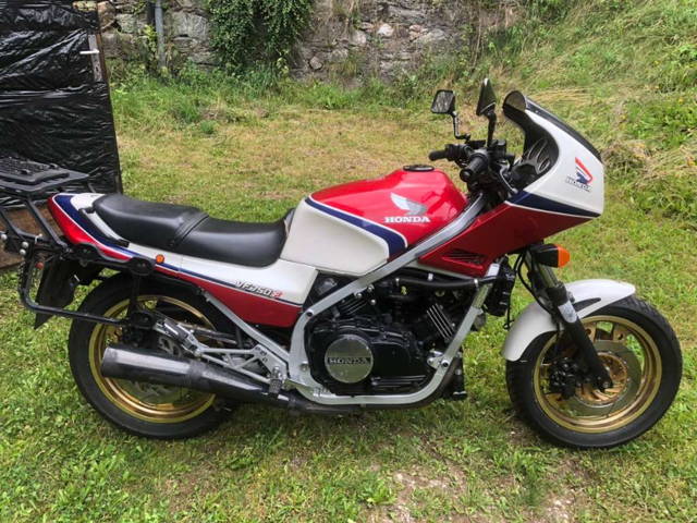 Honda VFR RC15 Tourer