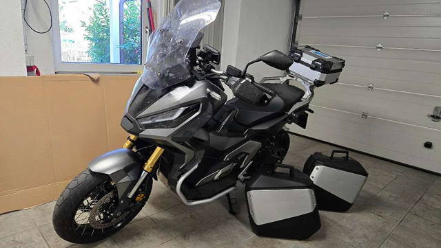Honda X-ADV RH10/1/1 Tourer