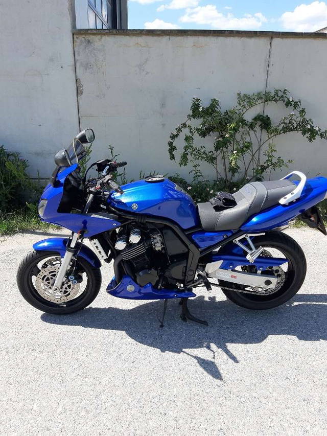 Yamaha FZS 600 Tourer