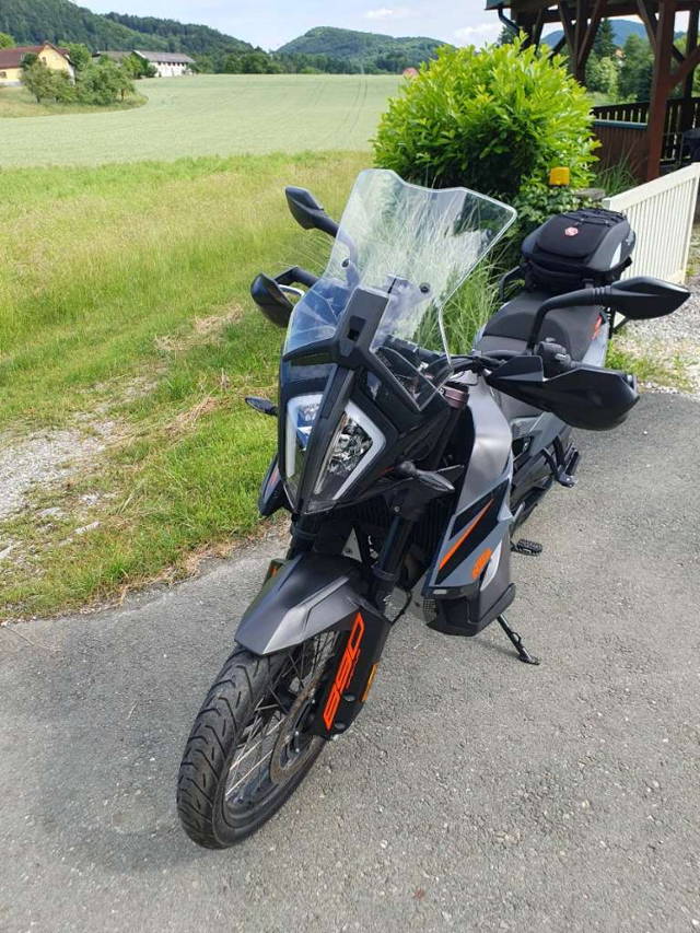 KTM Adventure 890 Tourer
