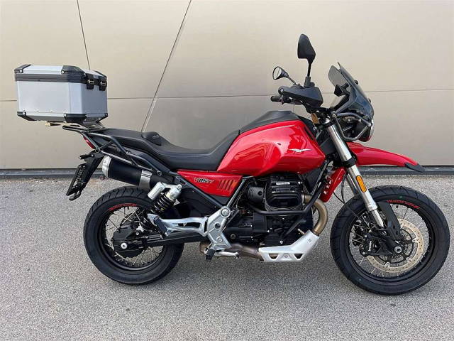 Moto Guzzi V85 TT Enduro
