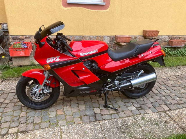 Kawasaki GPZ 1000 RX Tourer