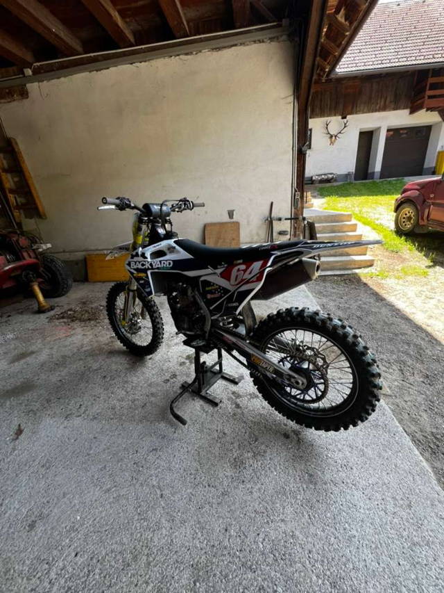 Husqvarna FE Motocross