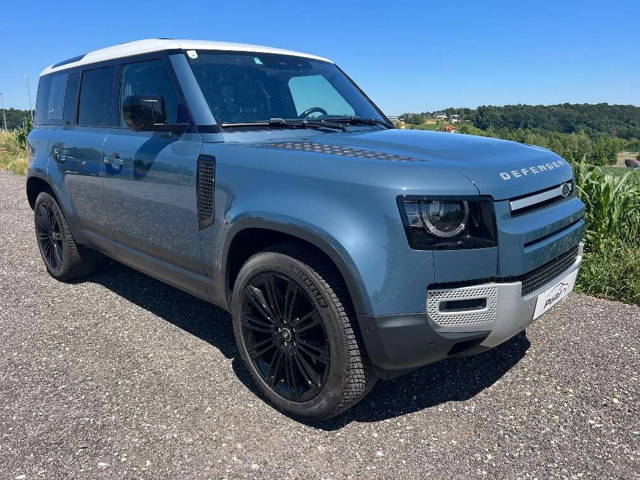 Land Rover Defender 110 D240 HSE Aut. NAVI PANO MWST 20" TOP! SUV / Geländewagen