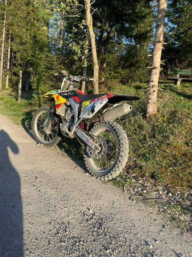 Suzuki RM 450 Motocross