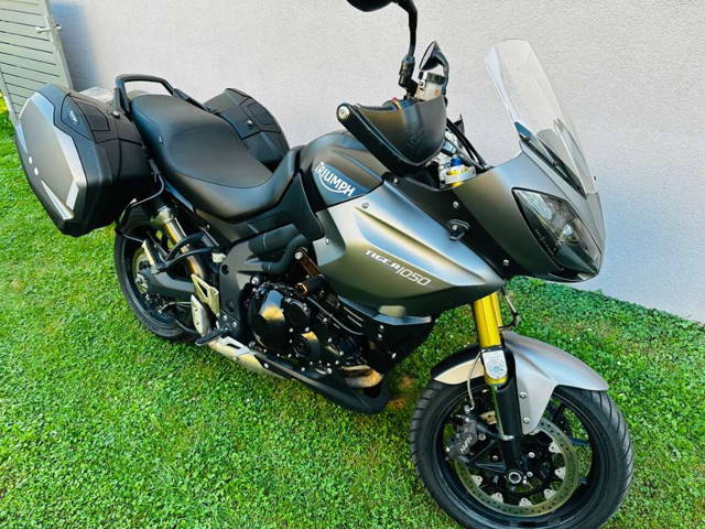 Triumph Tiger 1050 SE Tourer