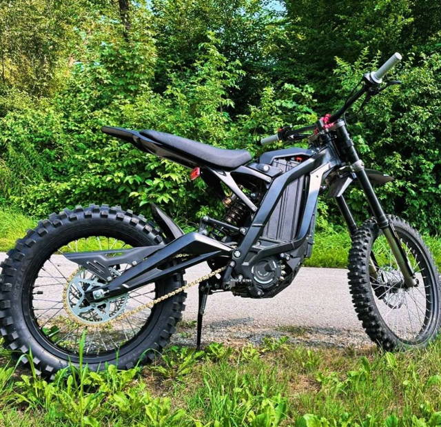 Sur-Ron Surron Light Bee X Motocross