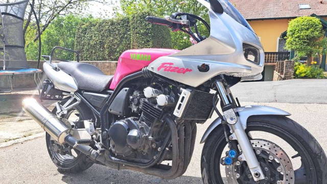 Yamaha FZS Tourer