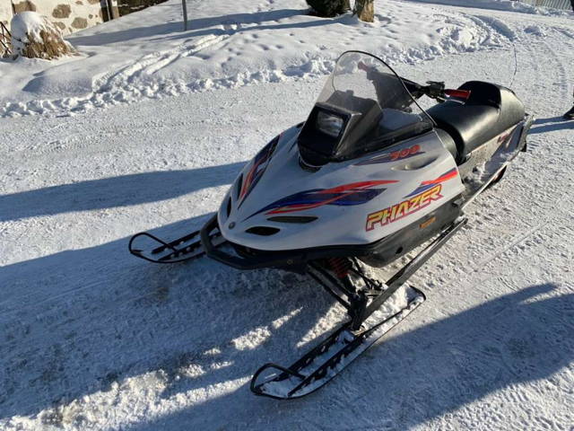 Yamaha Phazer Schneemobil