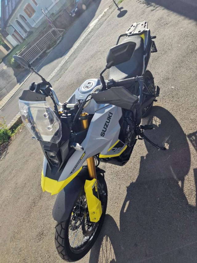 Suzuki V-Strom Tourer