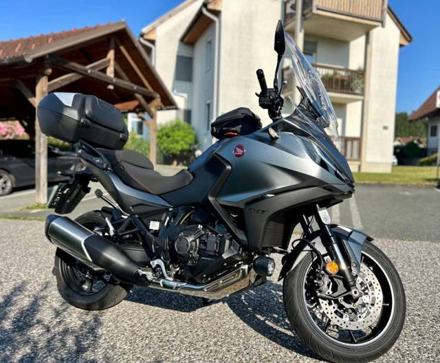 Honda NT Honda NT 1100 DCT-Automatik Reisemotorrad Tourer