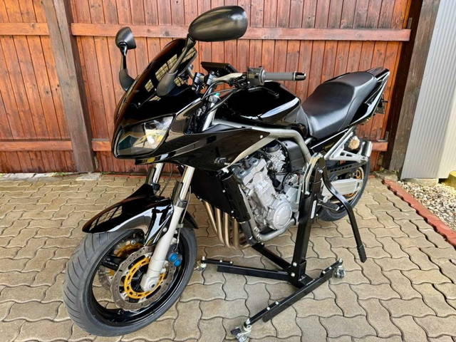 Yamaha FZS 1000 Fazer Tourer
