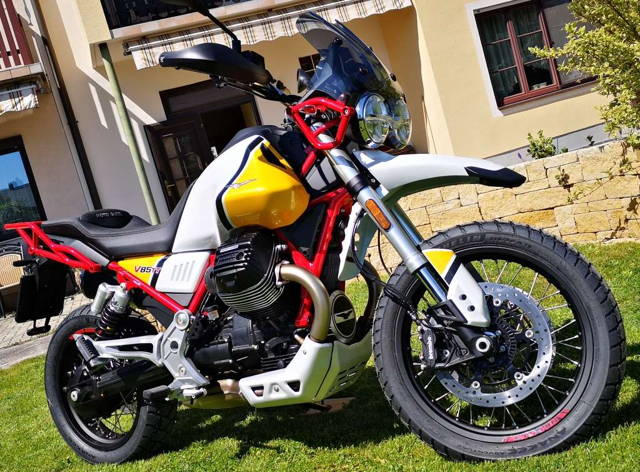 Moto Guzzi V85 TT Tourer