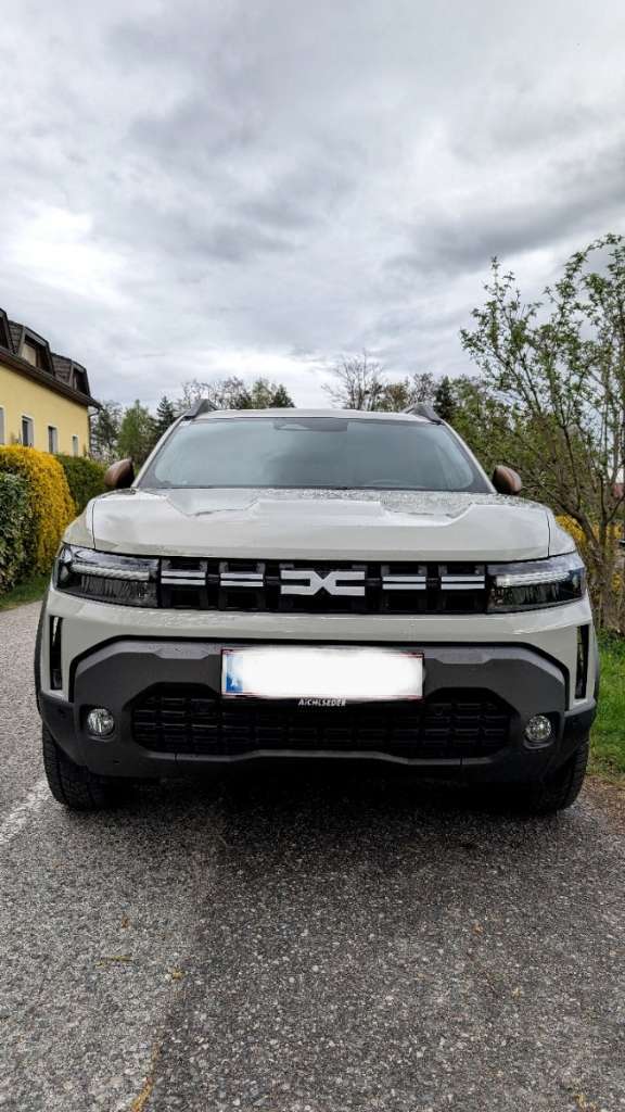 Dacia Duster SUV / Geländewagen