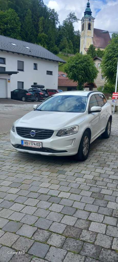 Volvo XC60 SUV / Geländewagen