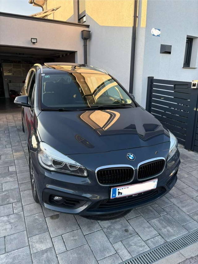 BMW 2er-Reihe 218i Gran Tourer SUV / Geländewagen
