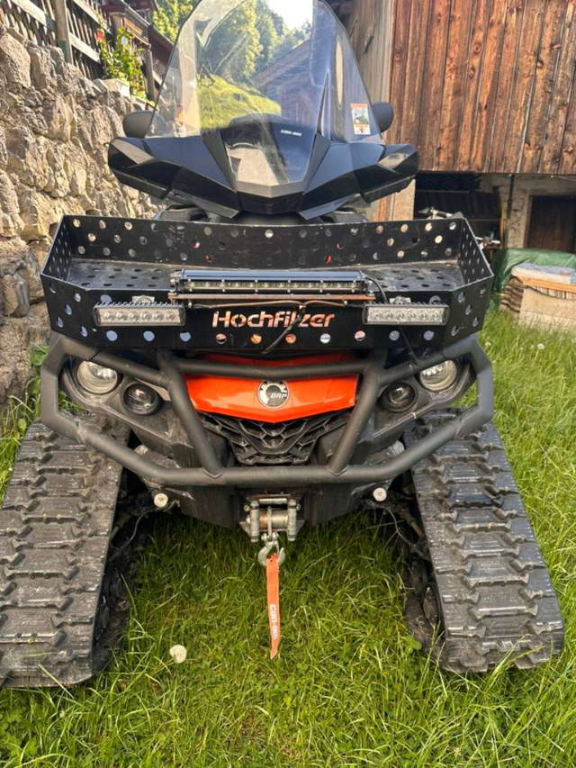 Can-Am Outlander 1000 Quad