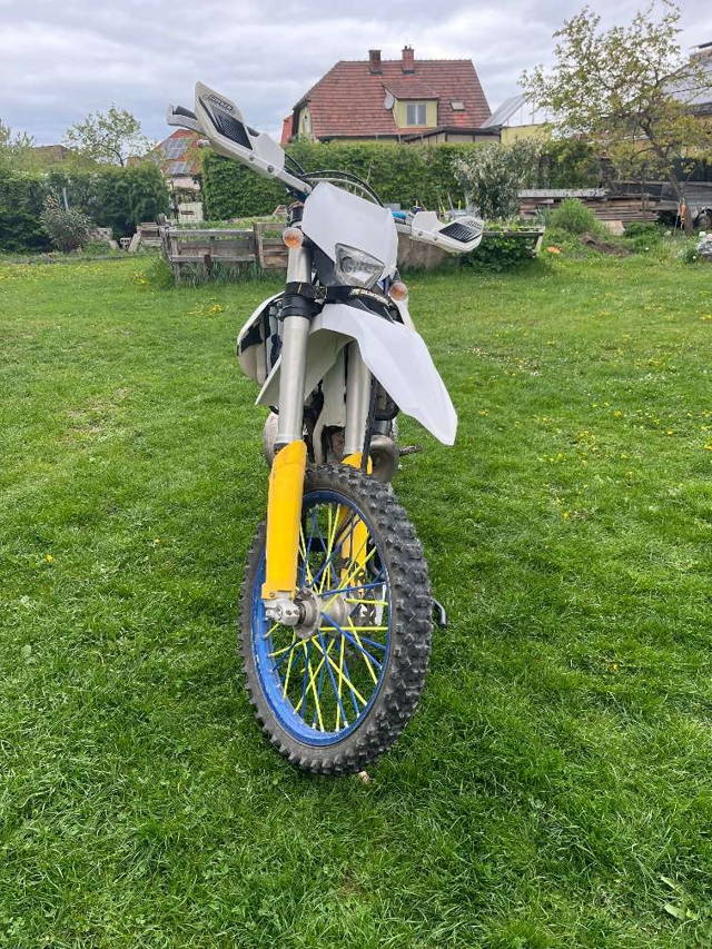 Husqvarna TE 300 HQV 2T Enduro