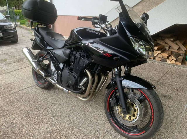 Suzuki Bandit 600S" Eintausch gegen Scooter ab 500 ccm möglich! Tourer