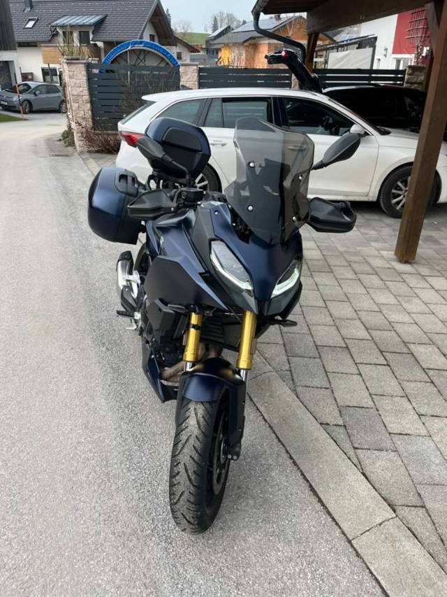 BMW F 900 XR Tourer