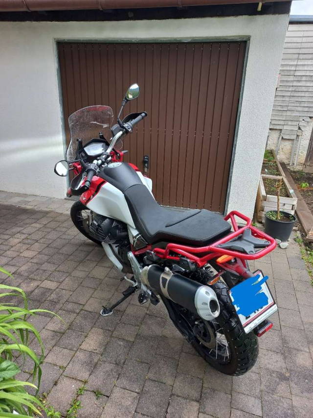 Moto Guzzi V85 TT 2021 E5 Tourer