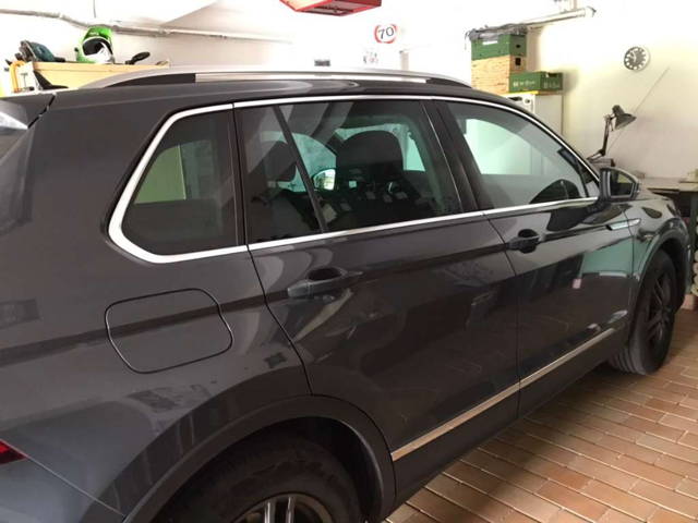 VW Tiguan Type: SUV 5N SUV / Geländewagen