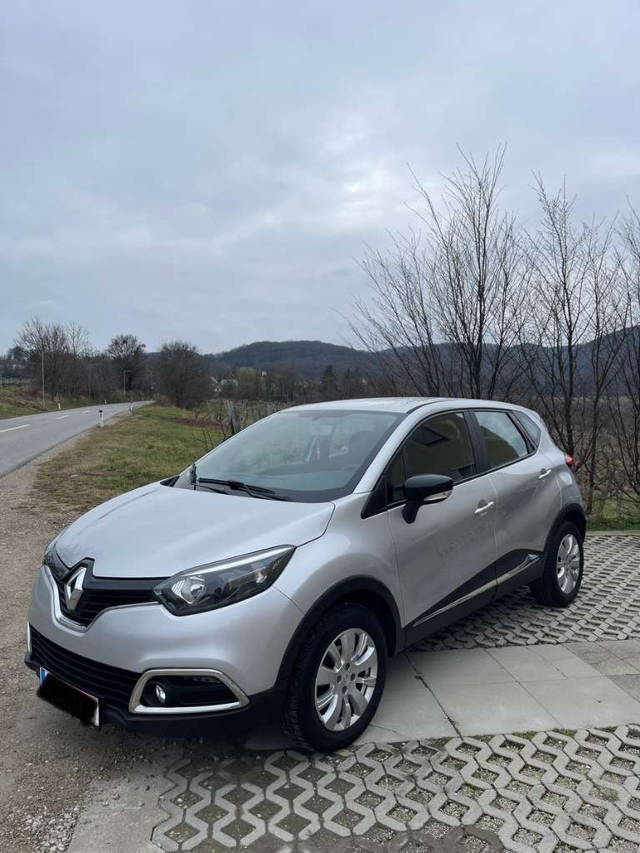 Renault Captur SUV / Geländewagen
