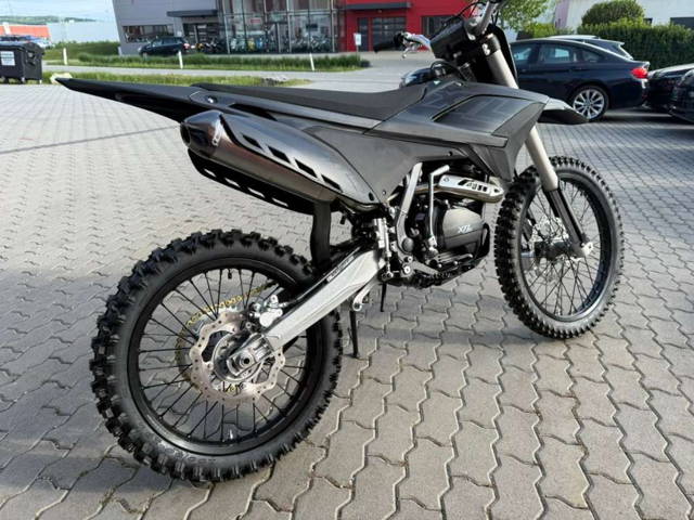 Apollo RFZ RXF 250ccm Motocross