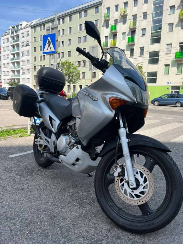 Honda Varadero Tourer JC32 Tourer
