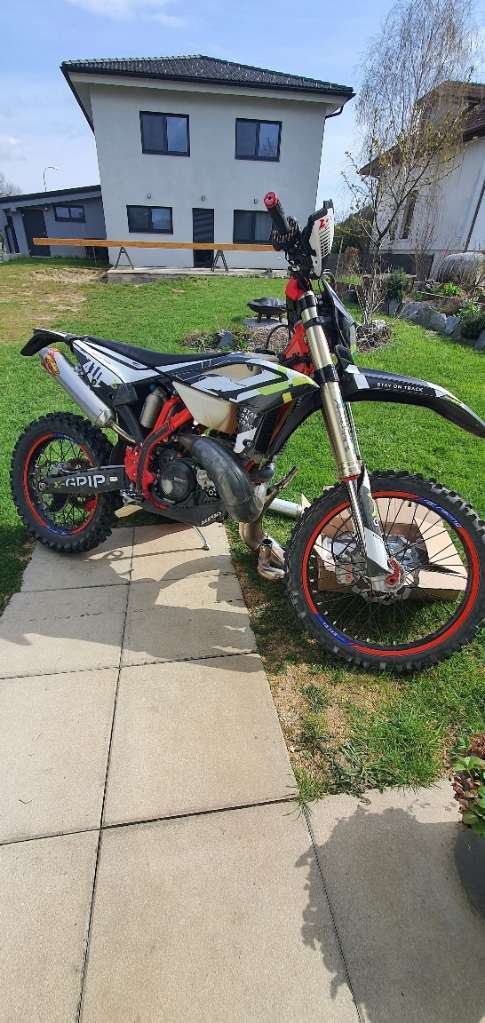 Beta RR 300 Racing (N10Z Gabel, Federbein) Enduro