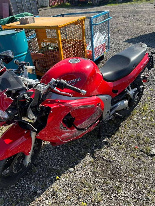 Triumph Sprint ST 955i Tourer