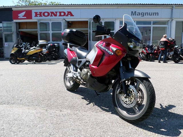 Honda XL 1000 V Varadero , schoener Zustand, Teilzahl... Enduro