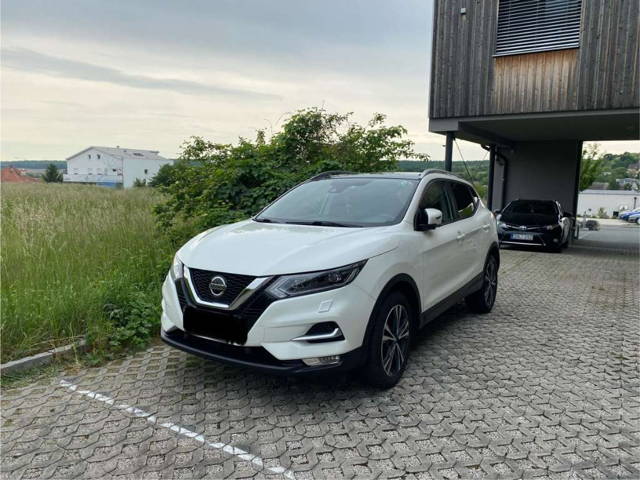 Nissan Qashqai 1.3 DIG-T Tekna DCT SUV / Geländewagen